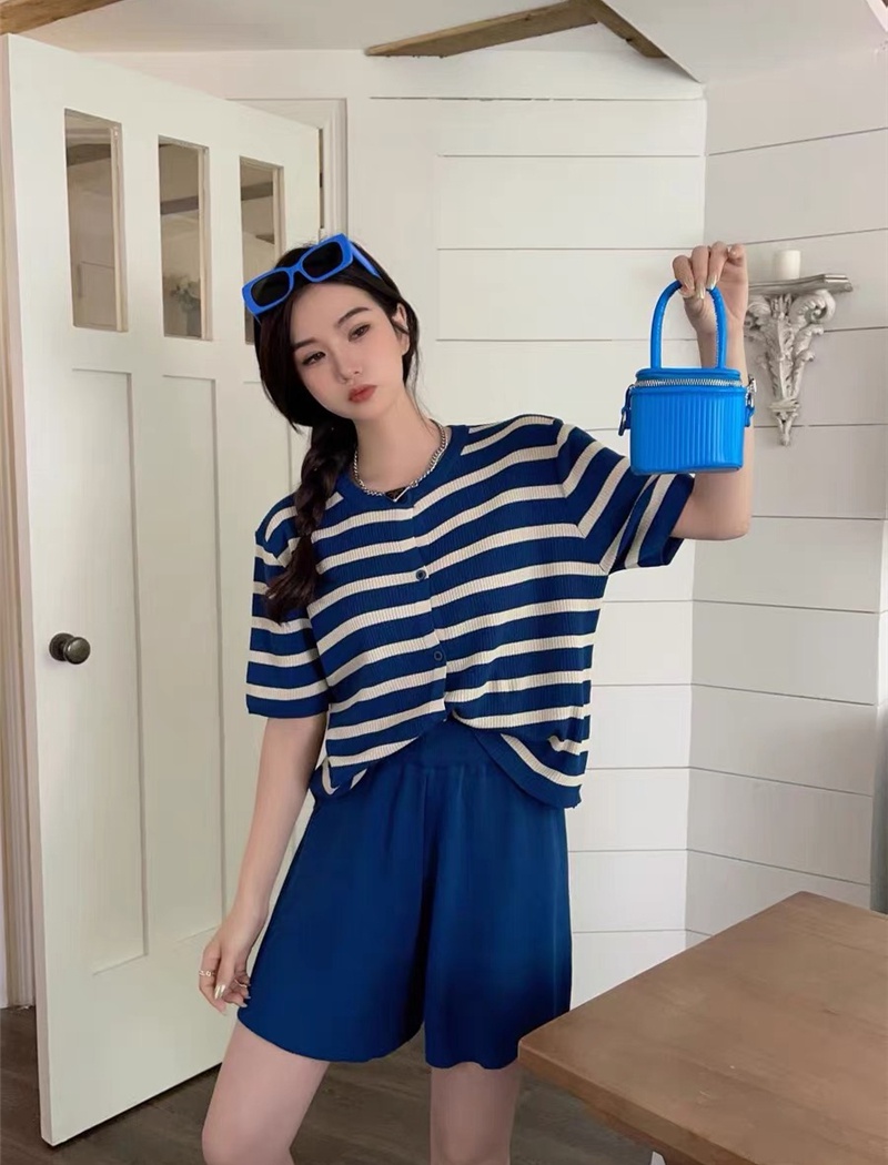 Knitted stripe tops wide leg spring and summer shorts 2pcs set