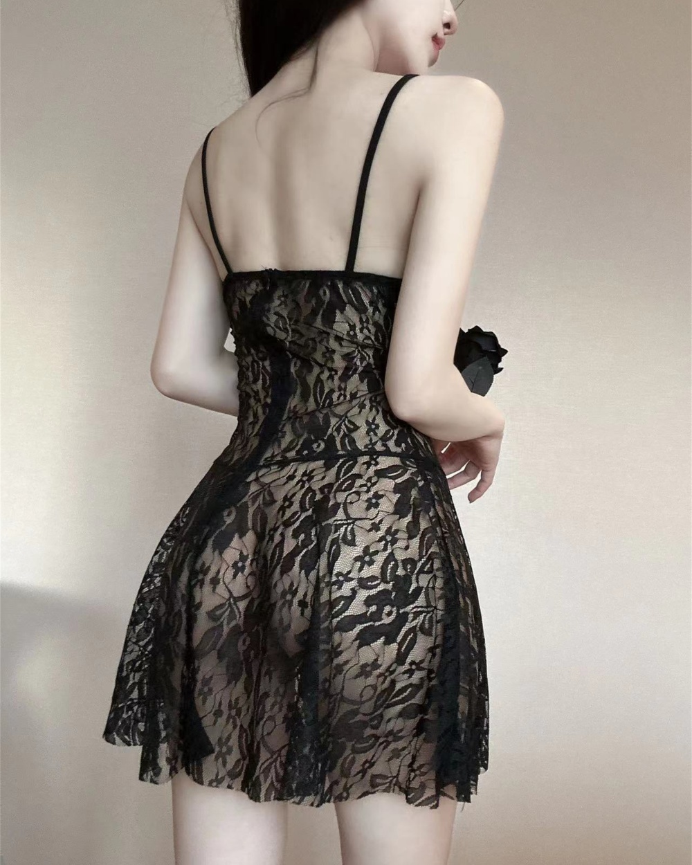 Perspective big skirt sexy sling bottoming lace dress