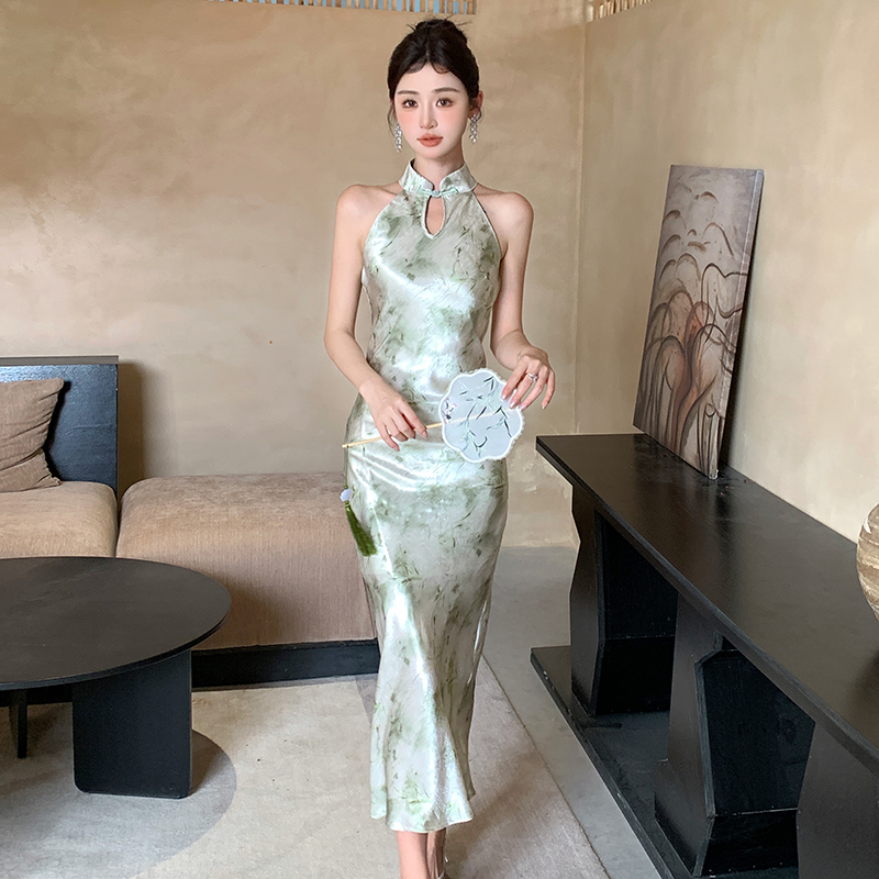Slim Chinese style long dress retro satin cheongsam for women