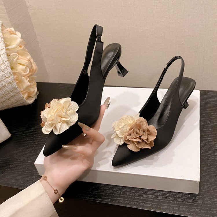 Pointed sandals middle-heel shoes for women