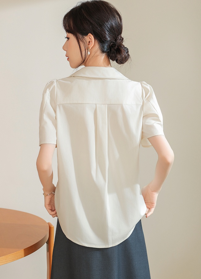 Short sleeve niche summer commuting shirt for women
