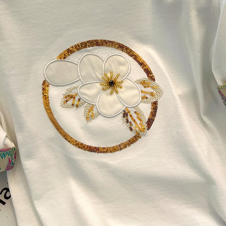 Embroidered flowers tops mixed colors T-shirt for women