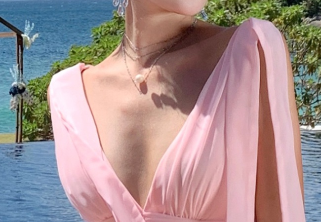 Halter tender V-neck dress sleeveless sandy beach long dress