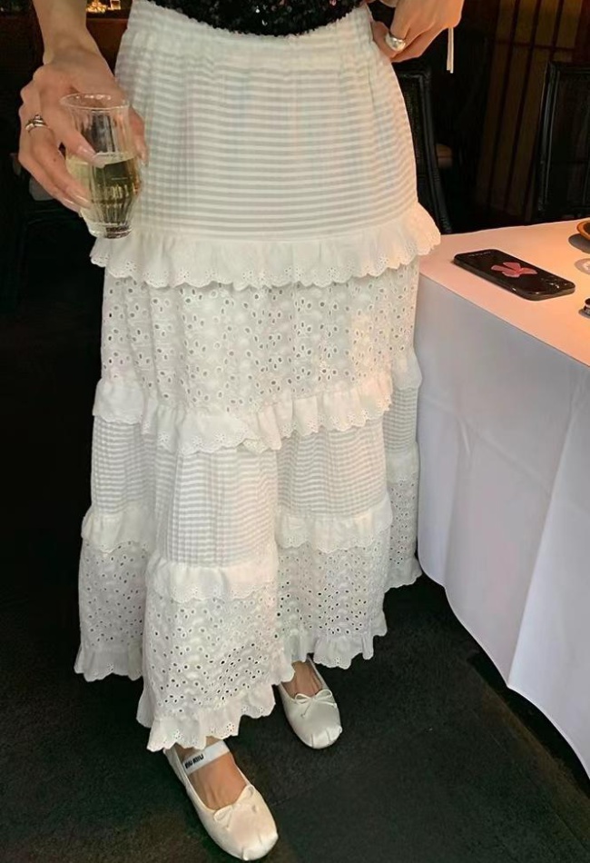 White small fellow A-line lace cake spring skirt