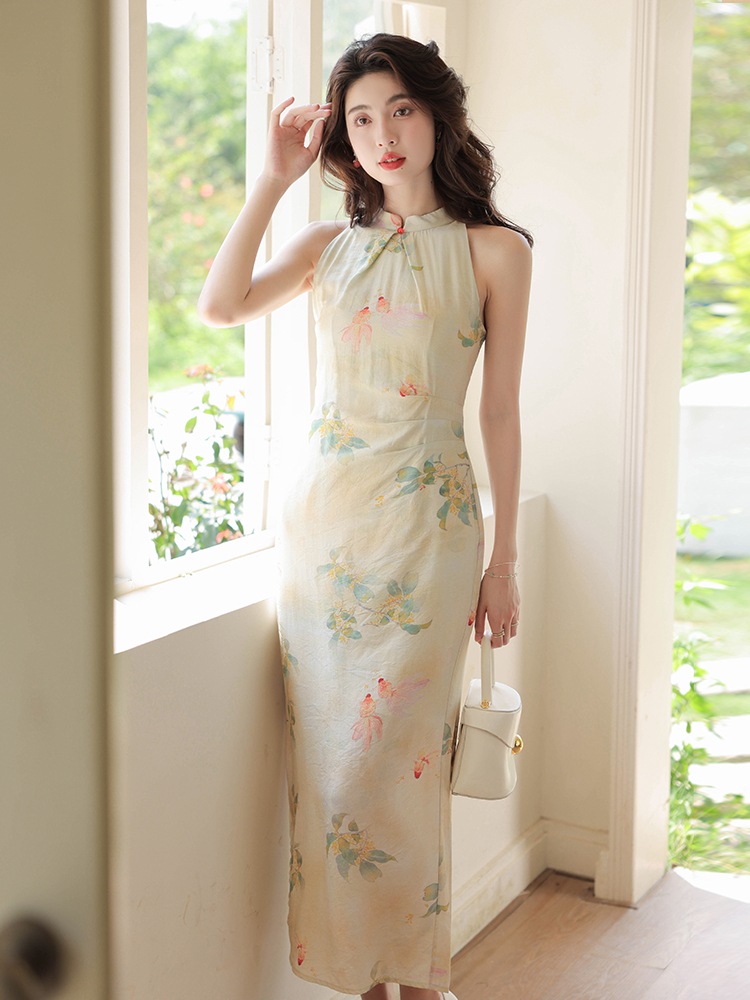 Retro split Chinese style cheongsam cstand collar halter dress
