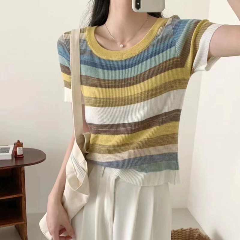 Short sleeve summer colors T-shirt screw thread slim sweater