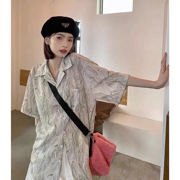 Korean style lazy retro summer wave patterns shirt for women