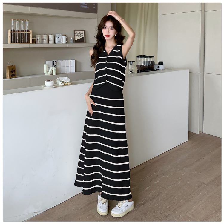 Temperament France style long skirt stripe vest 2pcs set