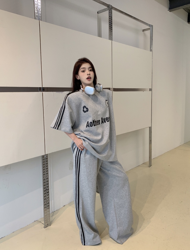 Printing retro T-shirt straight sweatpants a set