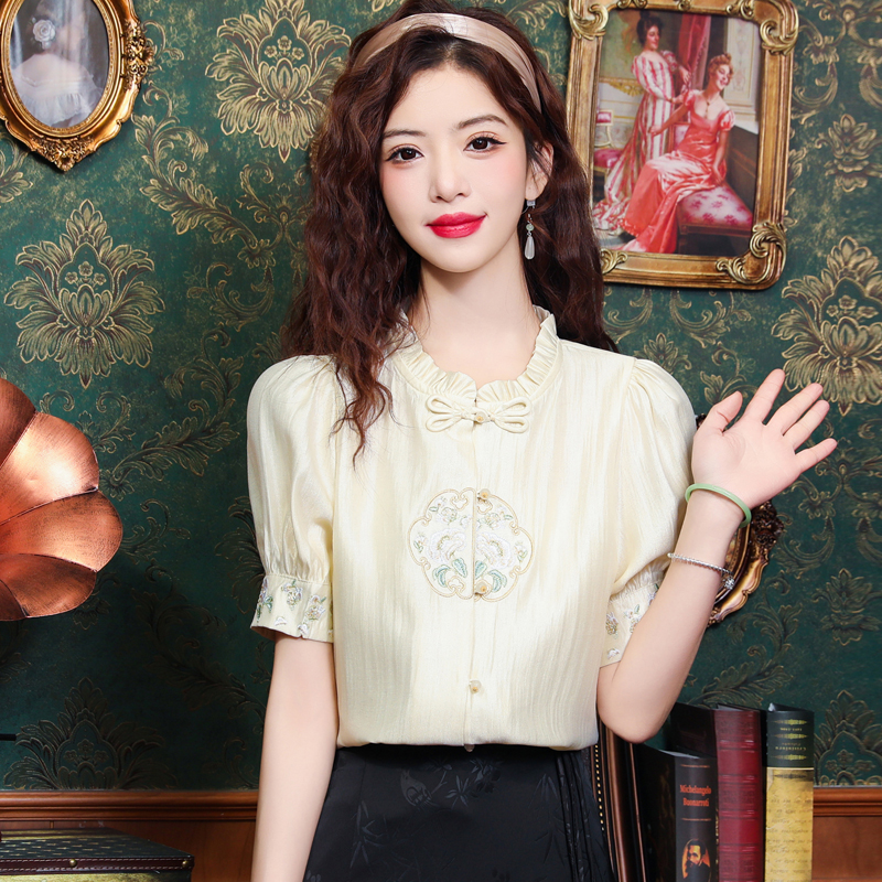 Chinese style embroidery tops short sleeve shirt for women