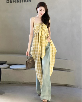 Wrapped chest tops yellow jeans a set for women