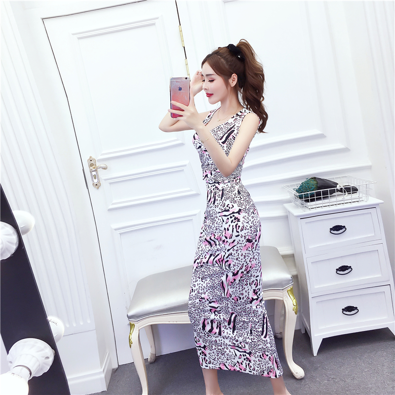 Beautiful fashion long dress V-neck printing tops a set