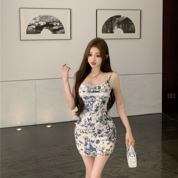 Splice butterfly T-back temperament dress