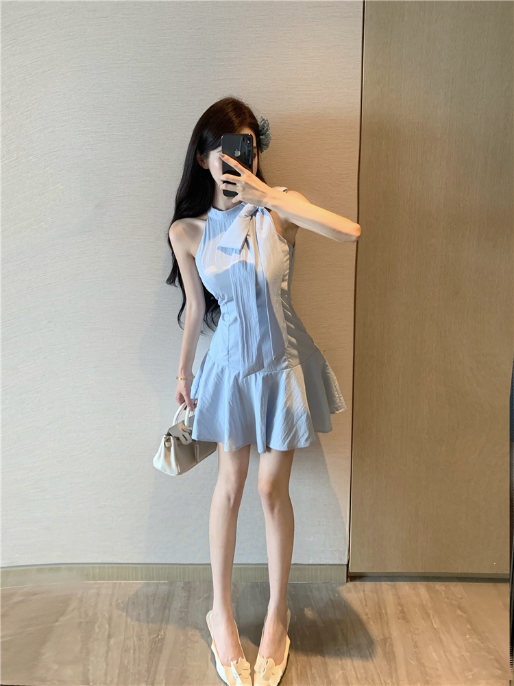 A-line sleeveless sleeveless dress pinched waist T-back