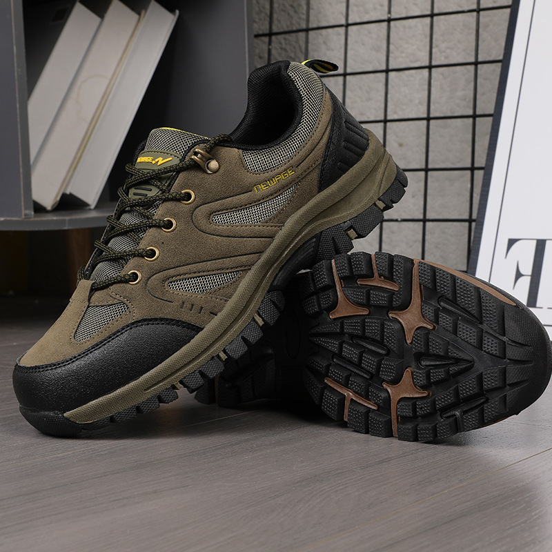 Four seasons Casual outdoor sports low breathable shoes