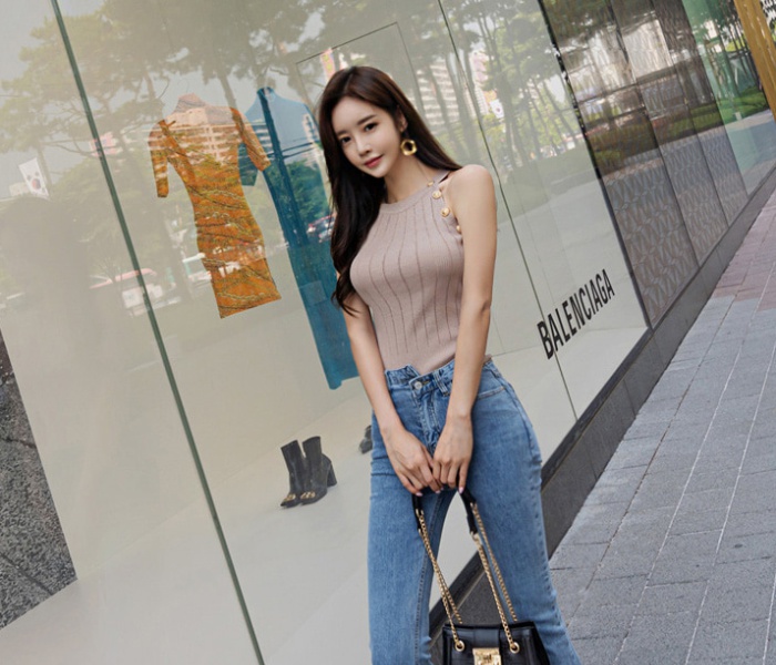 Slim summer small shirt sleeveless fashion tops for women