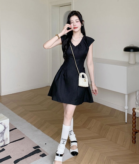 Summer small fellow V-neck dress sweet fold T-back