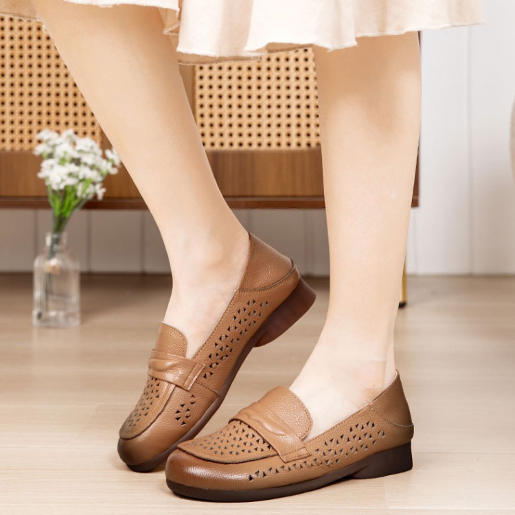 Soft soles Casual sandals middle-aged shoes for women