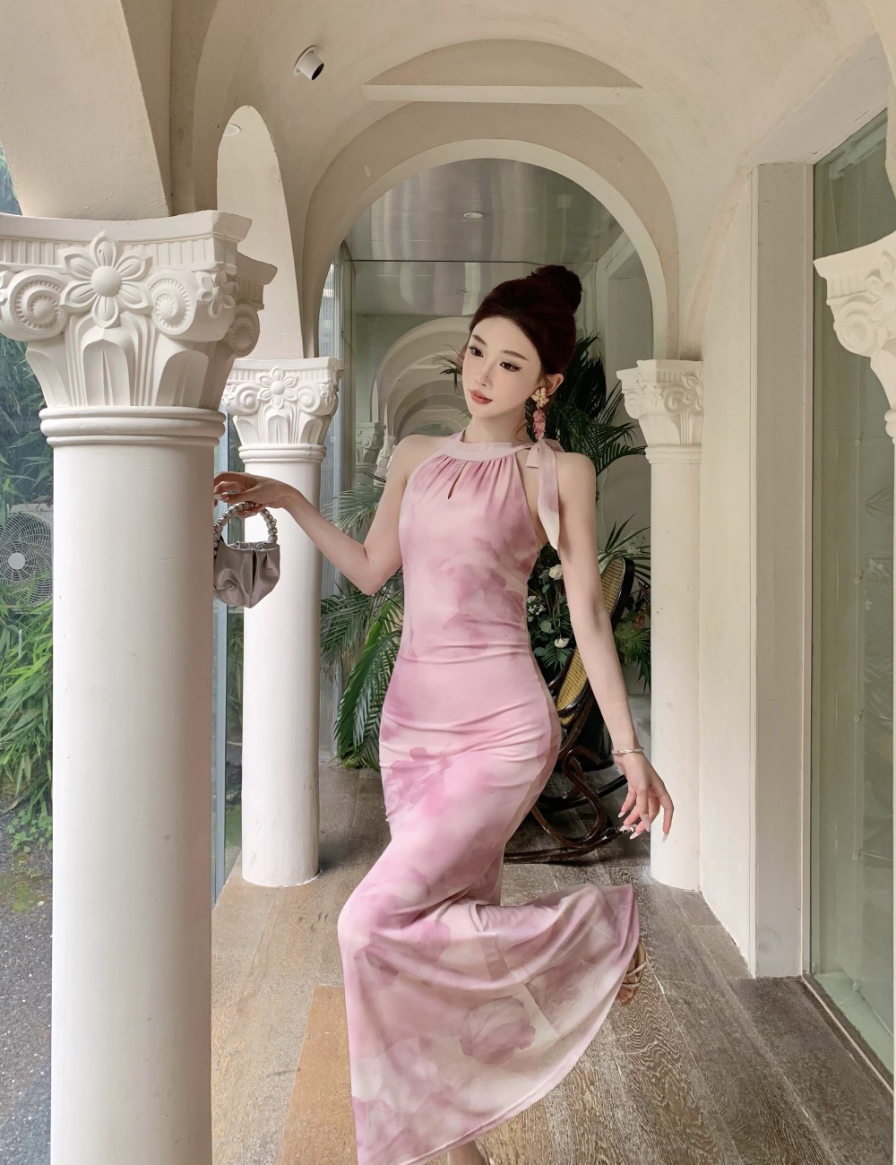 Sling sleeveless Chinese style dress halter slim cheongsam