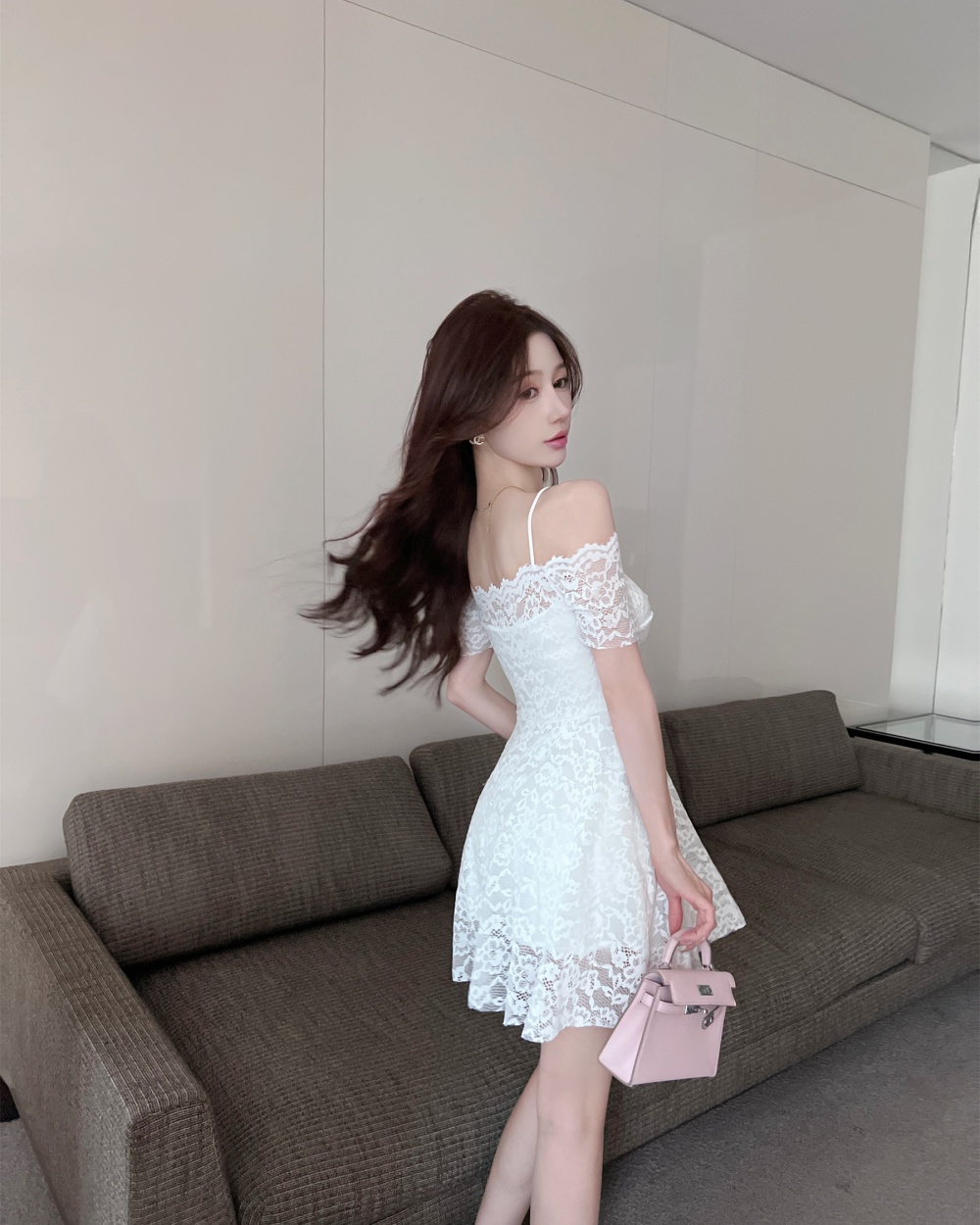 Lace pinched waist big skirt short sleeve V-neck sexy dress