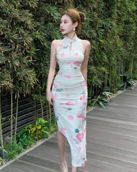 Split long dress Chinese style cheongsam for women