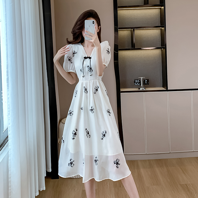 Summer embroidery Chinese style floral square collar dress