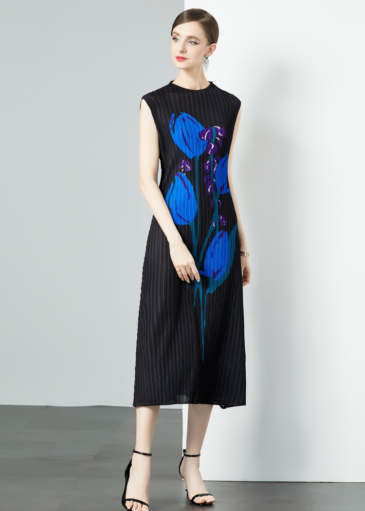 Straight niche printing art Pleats Please round neck dress