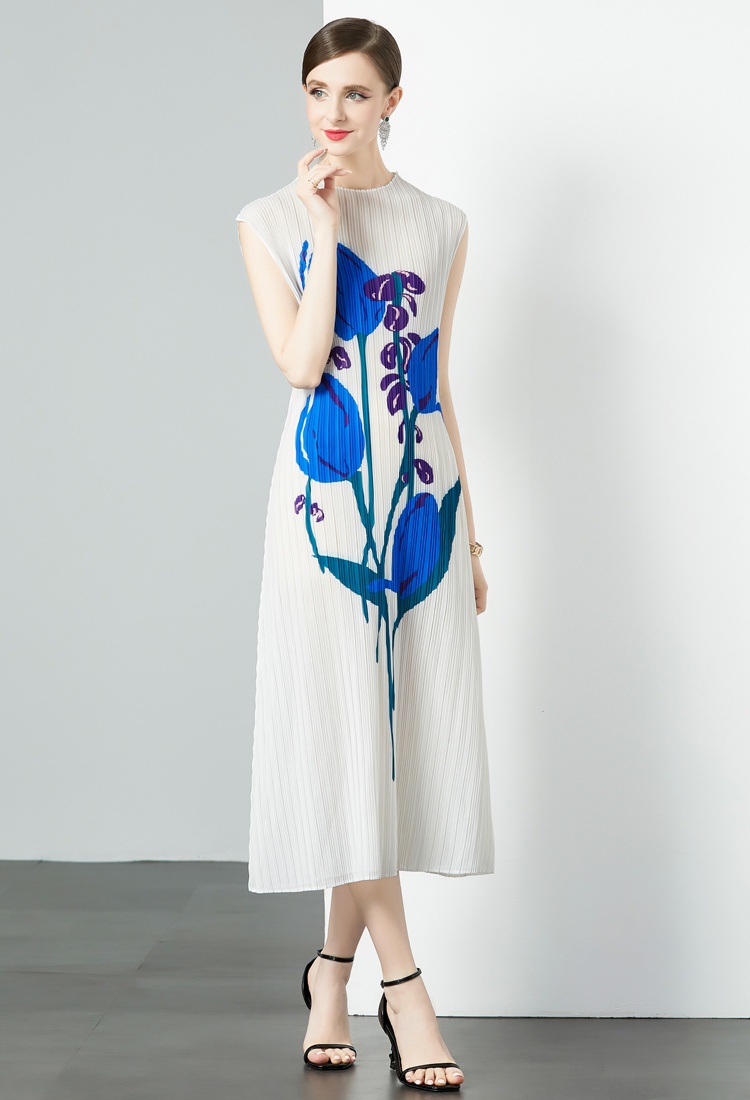 Straight niche printing art Pleats Please round neck dress