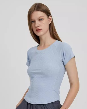 Slim European style tops bottoming tight T-shirt