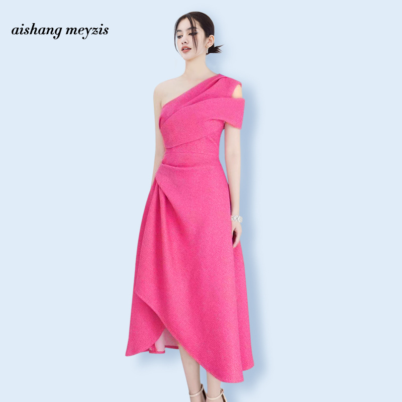 Long irregular formal dress ladies shoulder dress