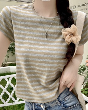 Short sleeve short stripe T-shirt niche slim round neck tops