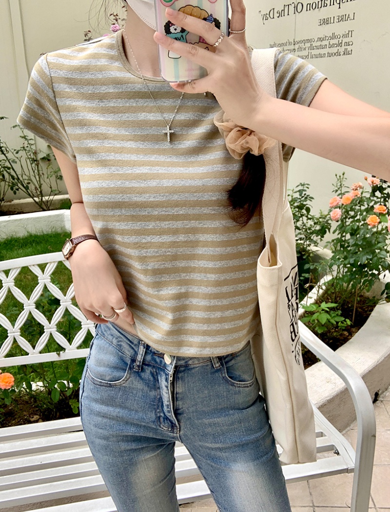 Short sleeve short stripe T-shirt niche slim round neck tops