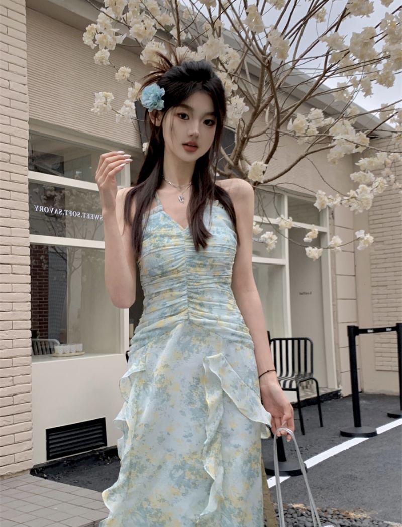 Thin sandy beach dress seaside lady strap dress