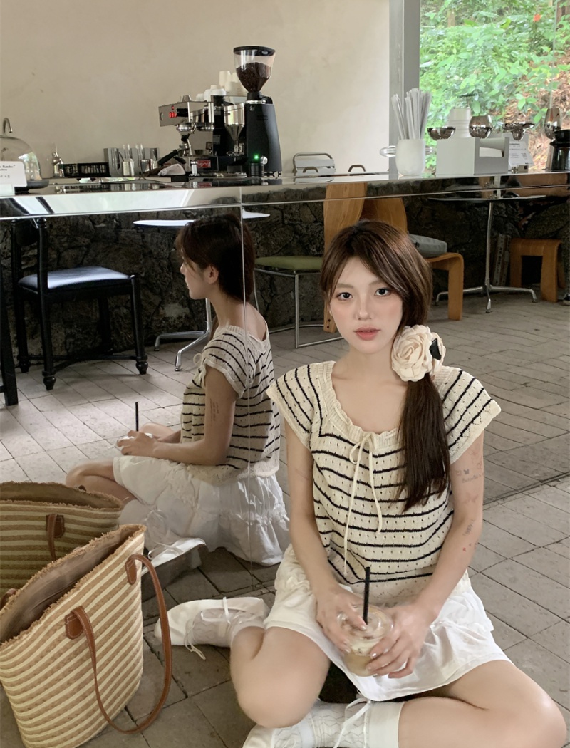 Summer short sleeve small shirt Western style stripe sweater