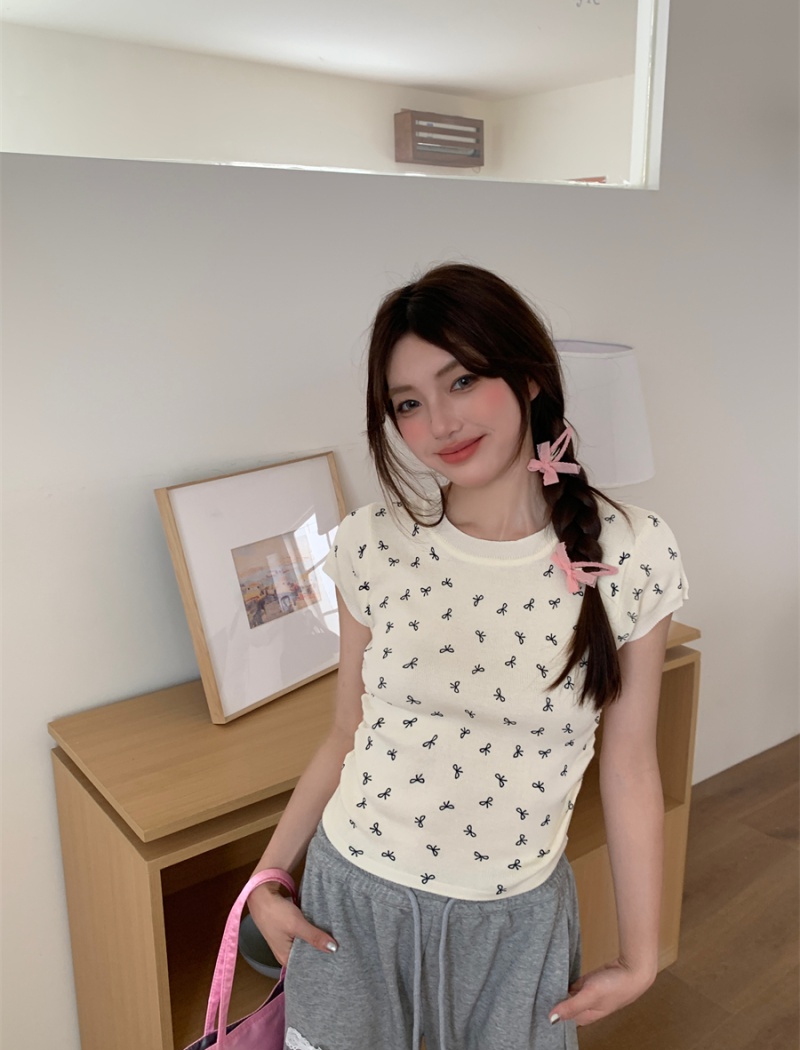 Apricot printing Casual bow small fellow T-shirt
