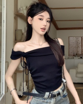 Flat shoulder summer spicegirl sweater thin stereoscopic tops