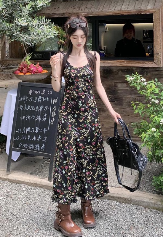 Temperament sling retro black floral slim dress