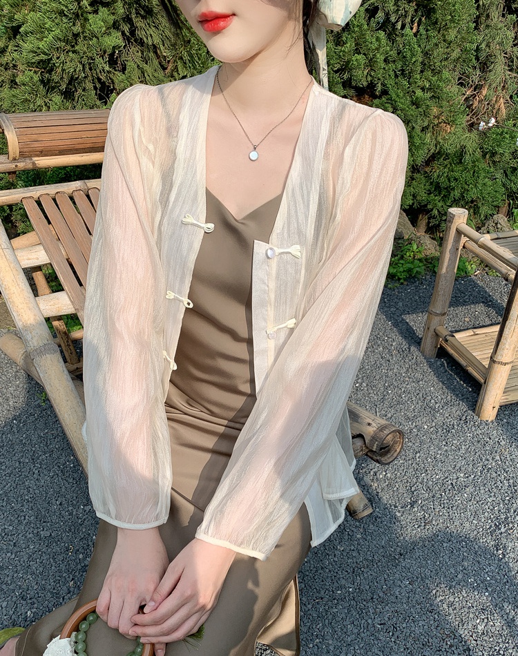 Satin thin sunscreen tops V-neck light shirt