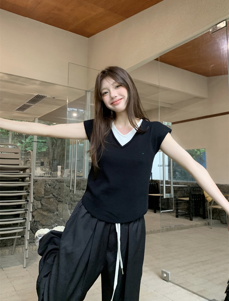 Pseudo-two ice silk niche boats sleeve short tops