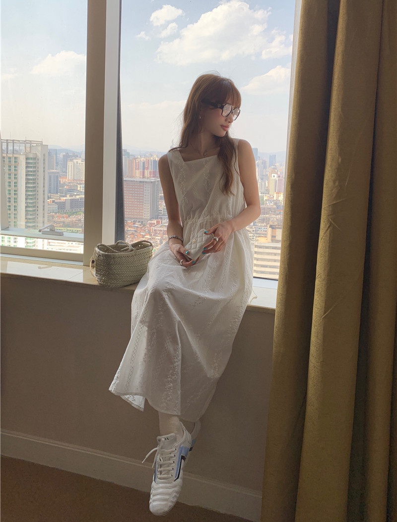 Sweet refreshing vest pinched waist Korean style dress