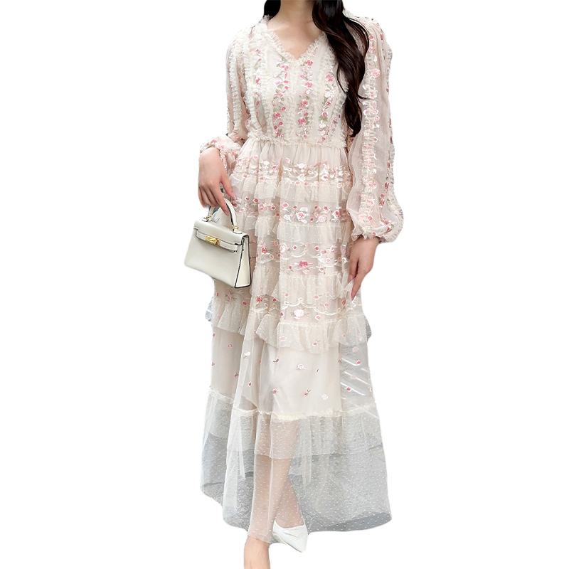 Temperament embroidered high waist slim elegant dress