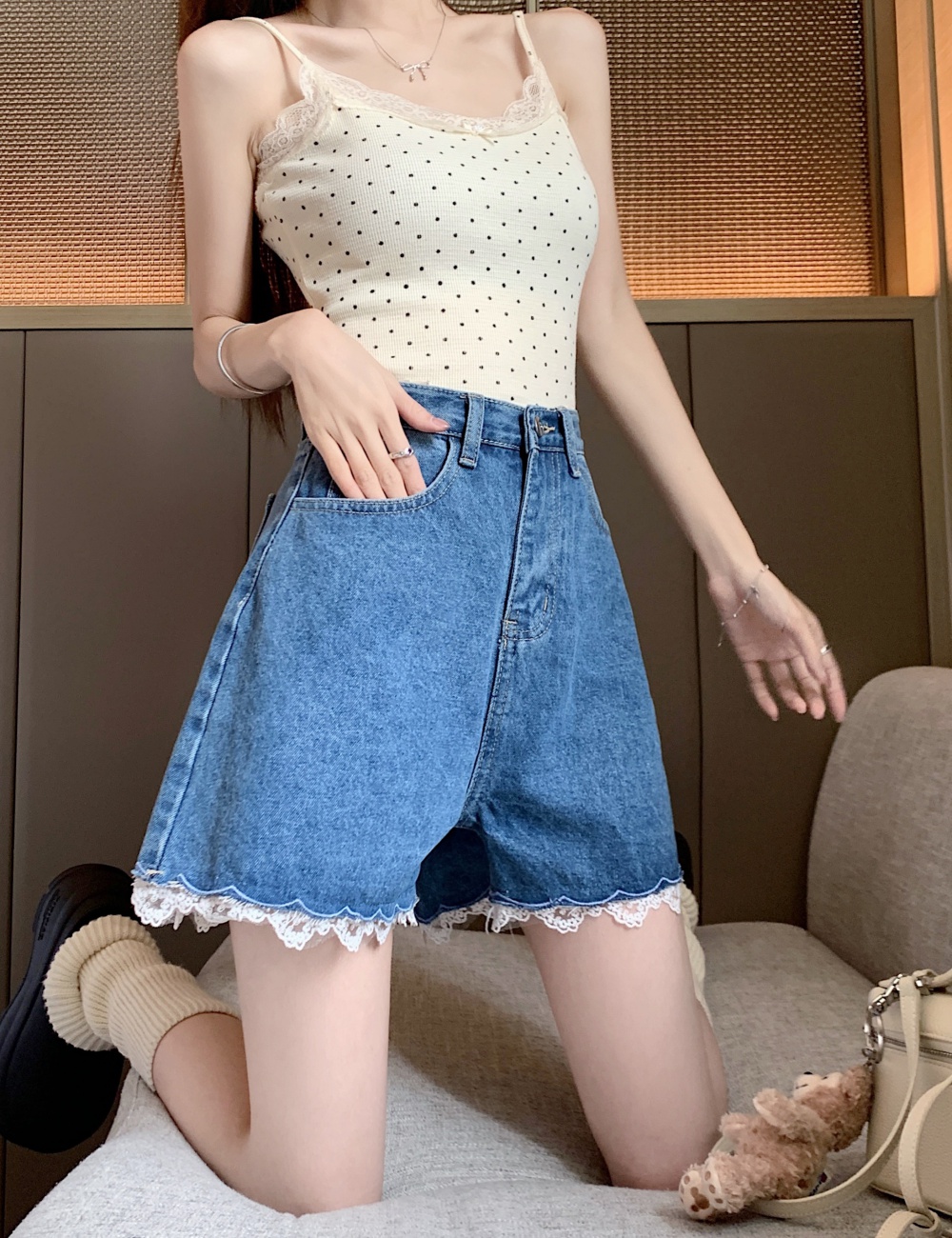 Korean style retro jeans embroidery splice shorts for women