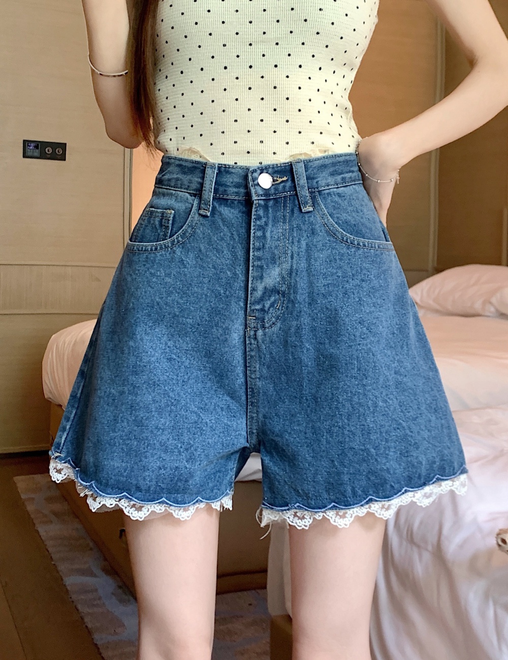 Korean style retro jeans embroidery splice shorts for women