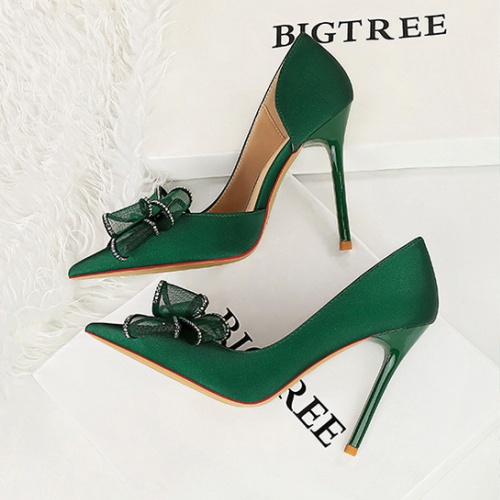 Hollow bow pointed wedding shoes fine-root low shoes for women