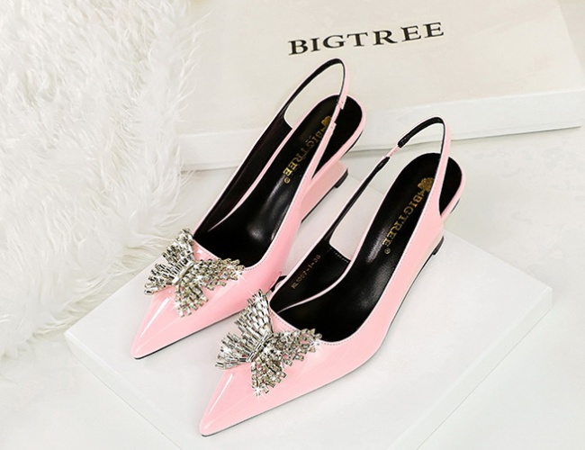 Patent leather pointed slipsole bow shoes for women