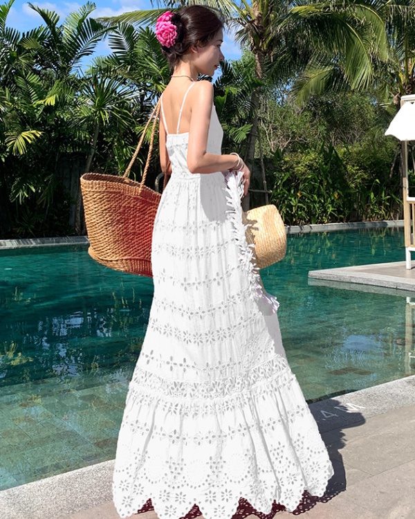 Vacation catwalk V-neck embroidery high waist dress