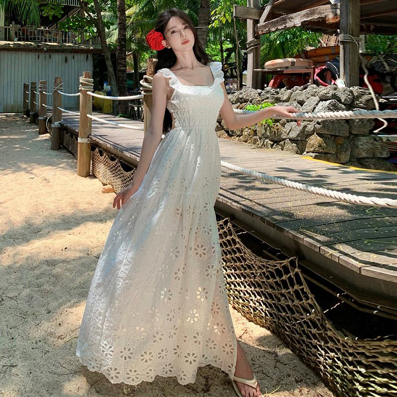 Romantic lady dress embroidery lotus leaf edges long dress