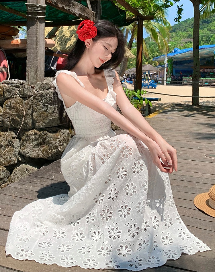 Romantic lady dress embroidery lotus leaf edges long dress