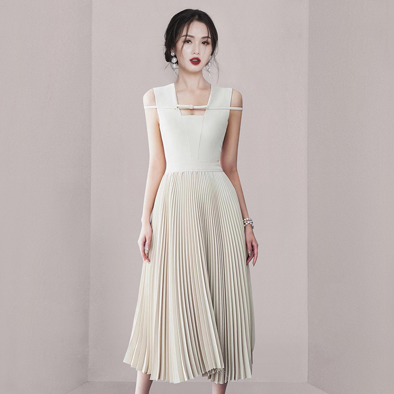 Pleated square collar sleeveless skirt hem summer dress