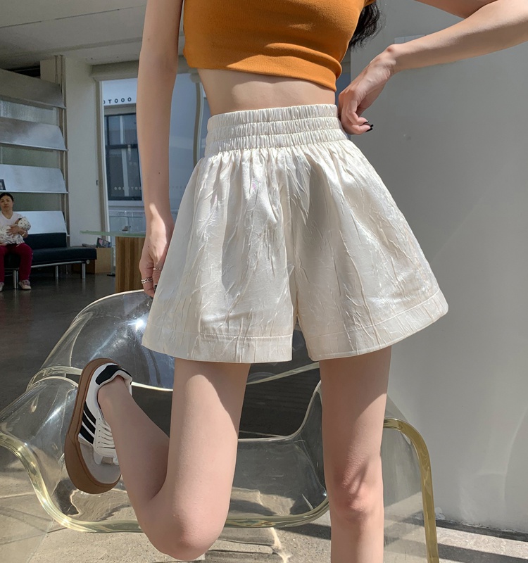 High waist summer shorts wears outside casual pants